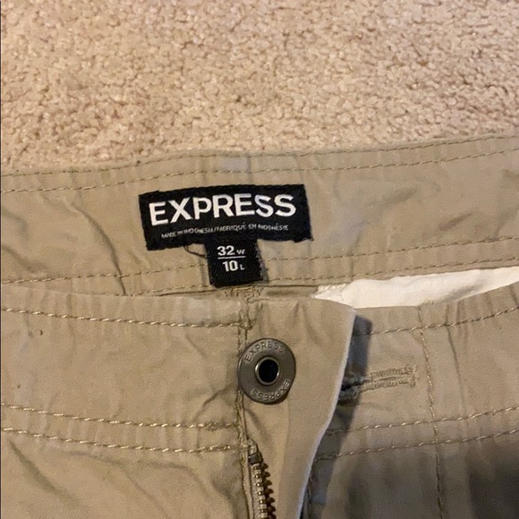 EXPRESS MEN cargo shorts - Picture 2 of 3